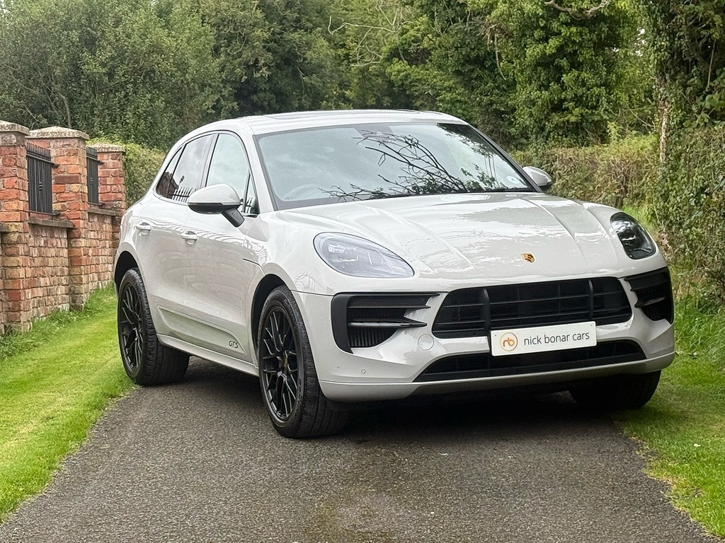Porsche Macan T V6 Gts Grey
