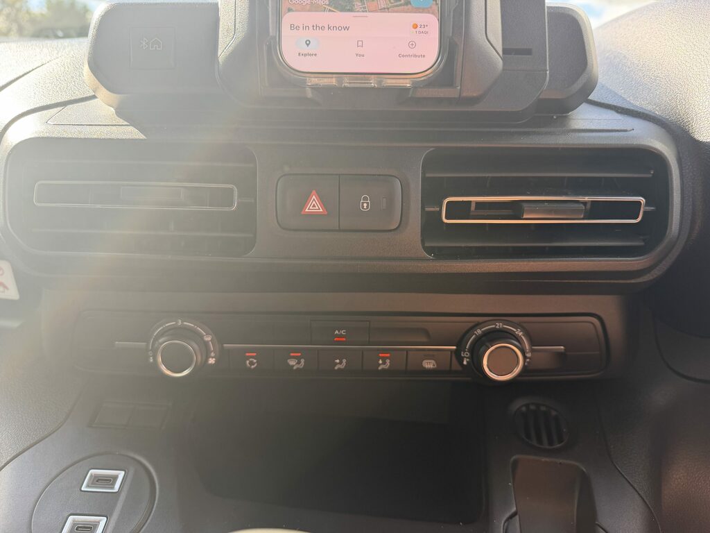Vauxhall Combo Diesel White #2