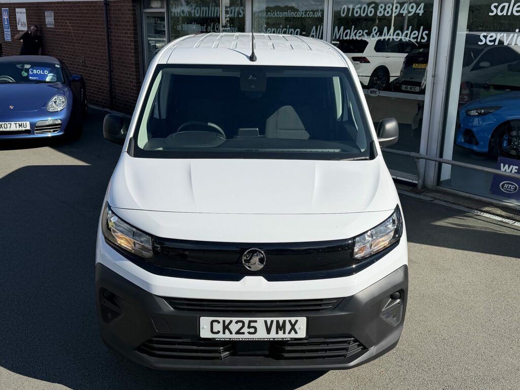 Vauxhall Combo Diesel White #5