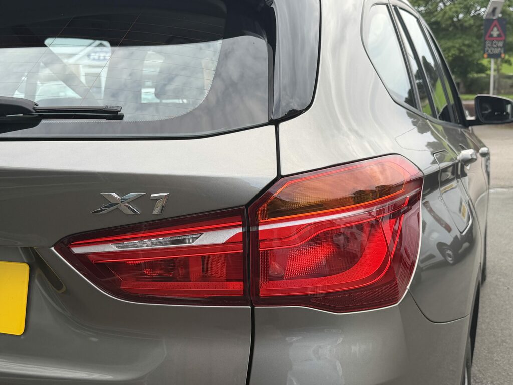 BMW X1 Xdrive20d M Sport Blue #15