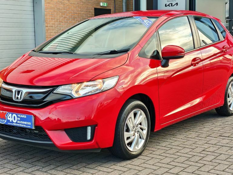 Honda Jazz 1.3 Se Cvt Red #4