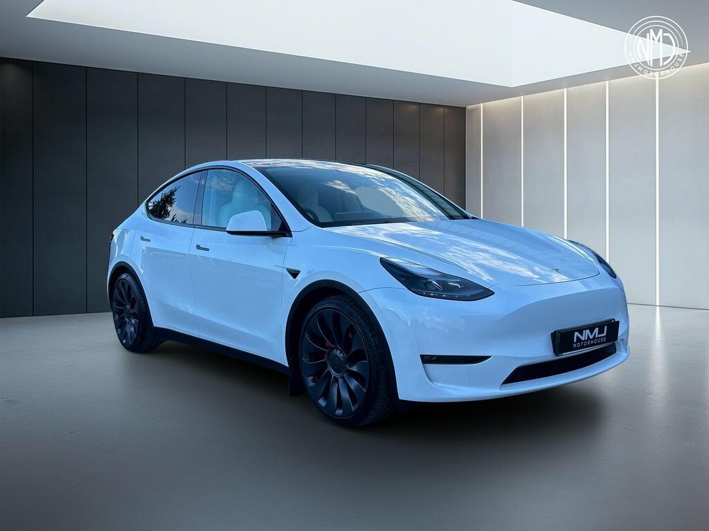 Tesla Model Y 2022 Dual Motor Performance 4Wde White