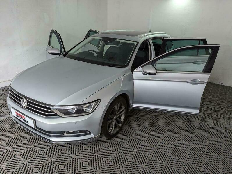 Volkswagen Passat 2L Se Business Black #7