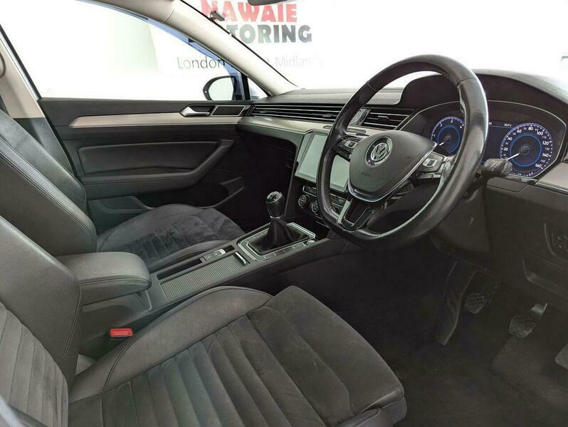 Volkswagen Passat 2L Se Business Black #16
