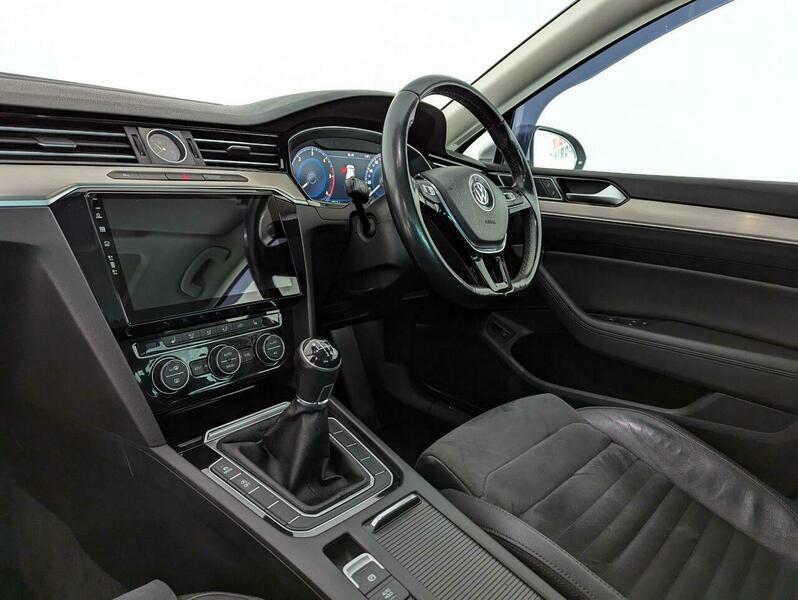 Volkswagen Passat 2L Se Business Black #13