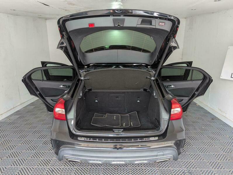 Mercedes-Benz C Class C 300 Amg Line Premium Grey #36