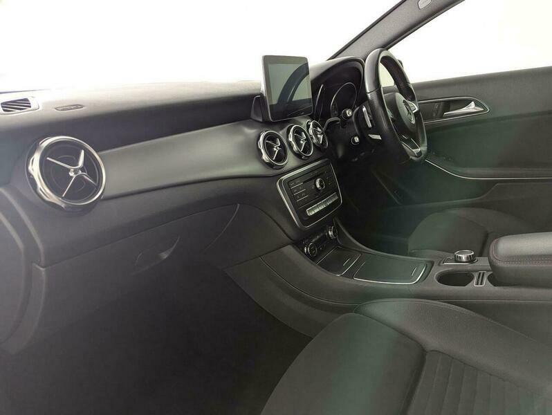 Mercedes-Benz C Class C 300 Amg Line Premium Grey #13