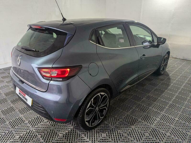 Renault Clio 0.9 Tce 90 Signature Nav Horizon Pack Red #29