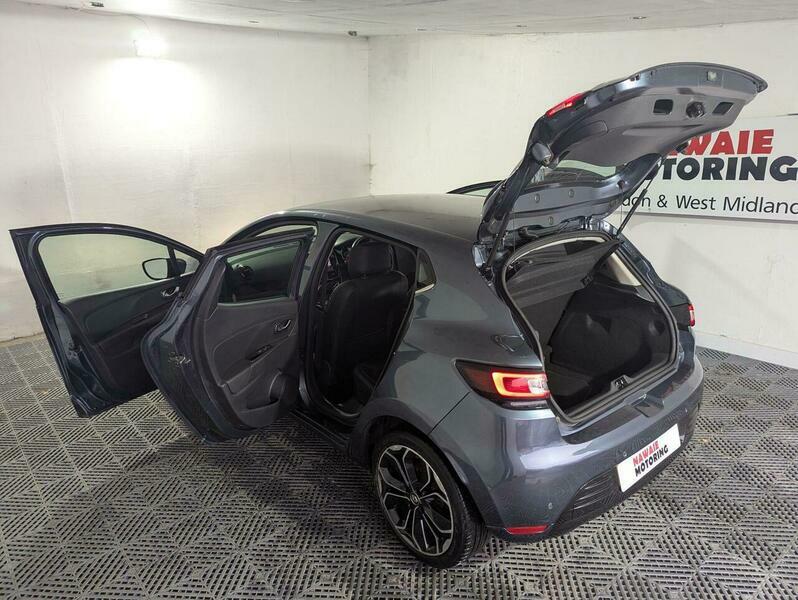 Renault Clio 0.9 Tce 90 Signature Nav Horizon Pack Red #30