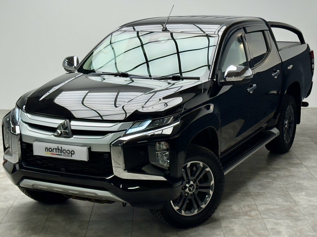 Mitsubishi L200 2.2L Dc Barbarian X Black #3