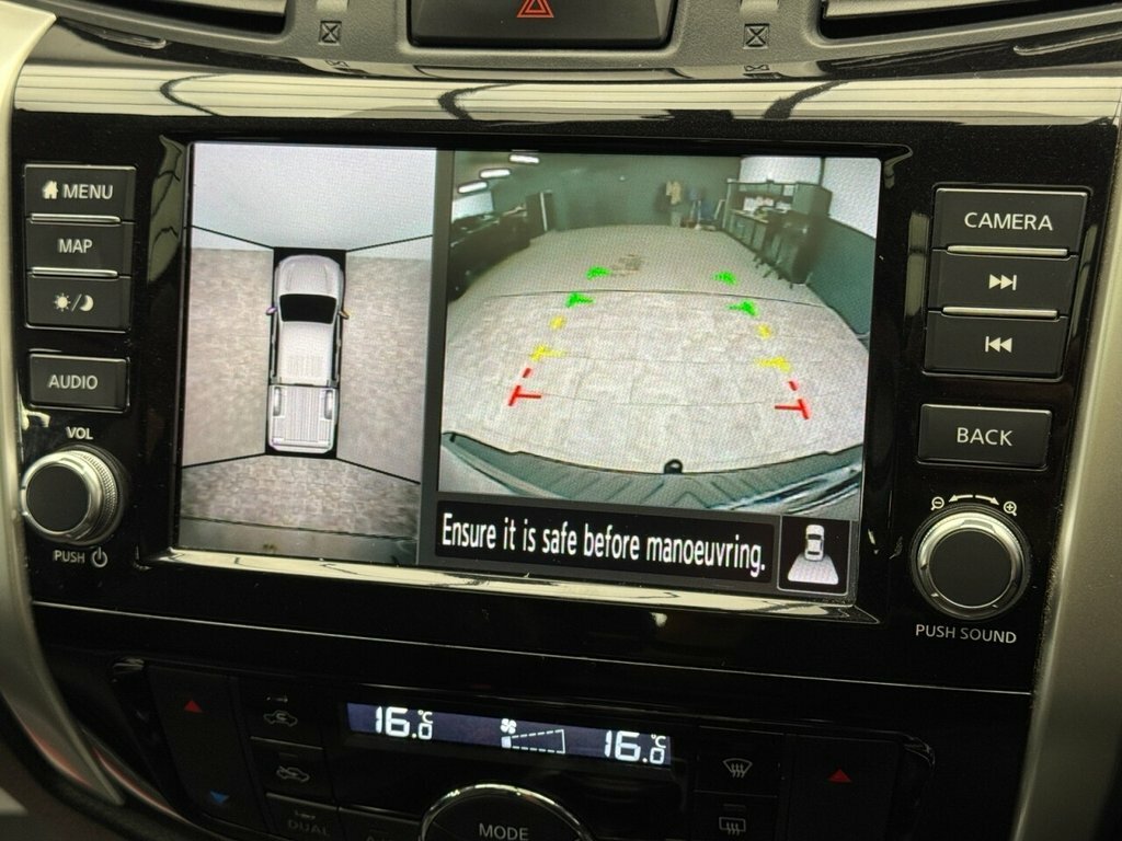 Nissan Navara 2.3L N-guard Grey #3