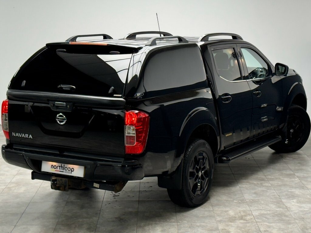 Nissan Navara 2.3L N-guard Black #2