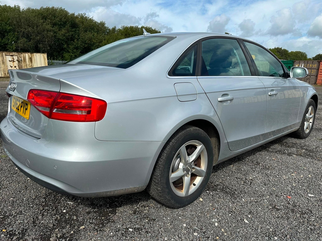 Audi A4 2.0 Tfsi S-tronic Estate Silver #2