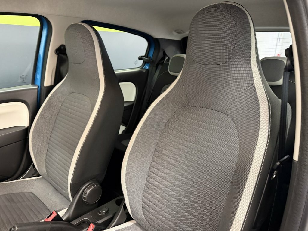 Renault Twingo 1.0 Play Sce 70 Bhp Air Conditioning, Amfm Rad White #29