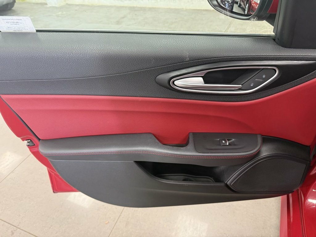 Alfa Romeo Giulia 2.2 Td Speciale Euro 6 Ss Red #34