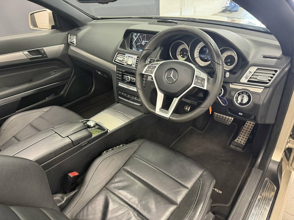 Mercedes-Benz E Class E350 Bluetec Amg Sport 7G-tronic Black #21
