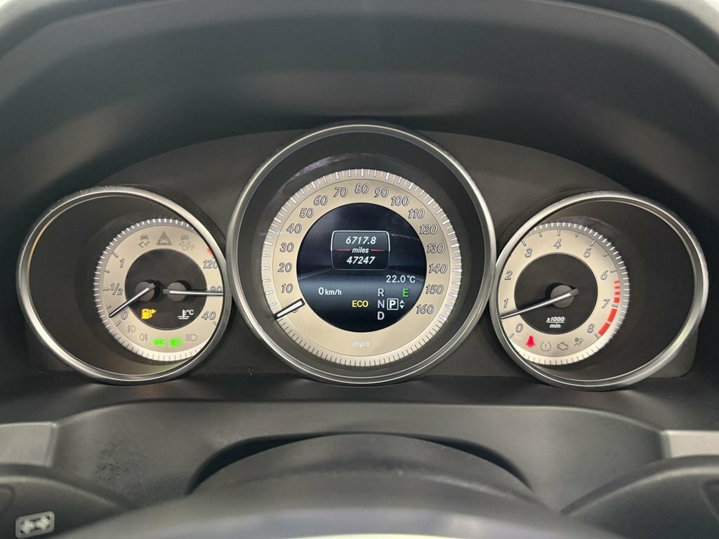 Mercedes-Benz E Class E350 Bluetec Amg Sport 7G-tronic Black #23