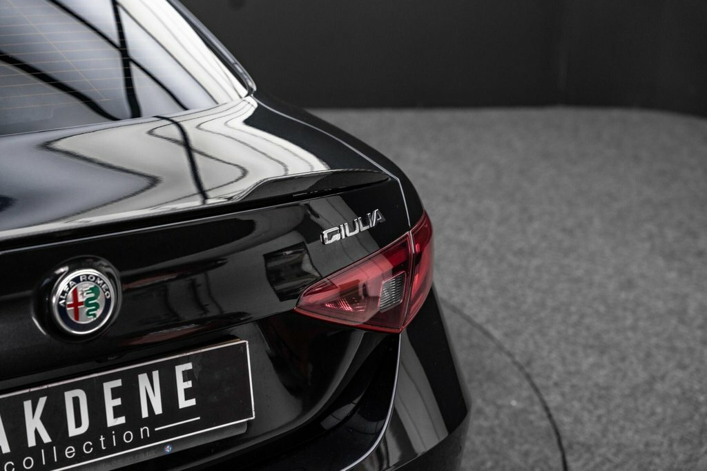 Alfa Romeo Giulia 2.2 Td Speciale Euro 6 Ss Black #28