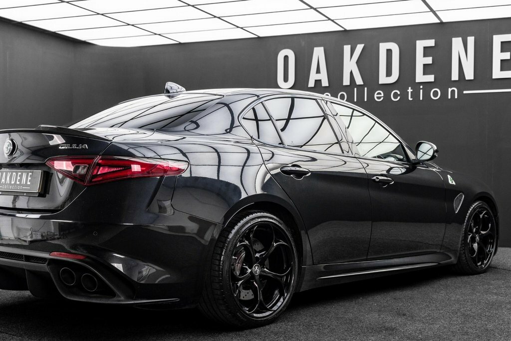 Alfa Romeo Giulia 2.2 Td Speciale Euro 6 Ss Black #26