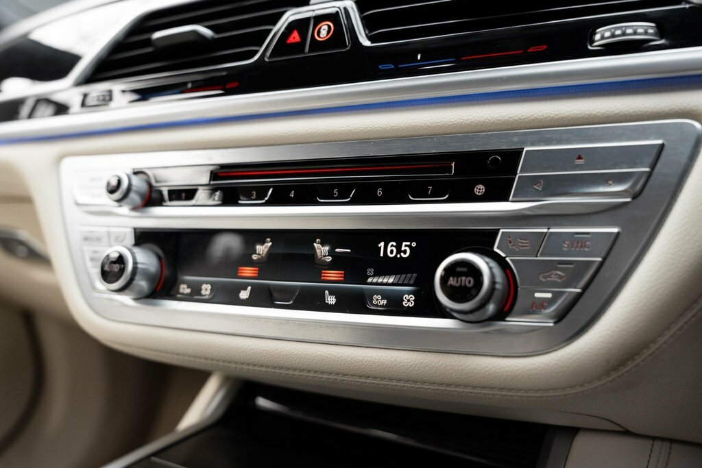 BMW 7 Series 730D M Sport Grey #17