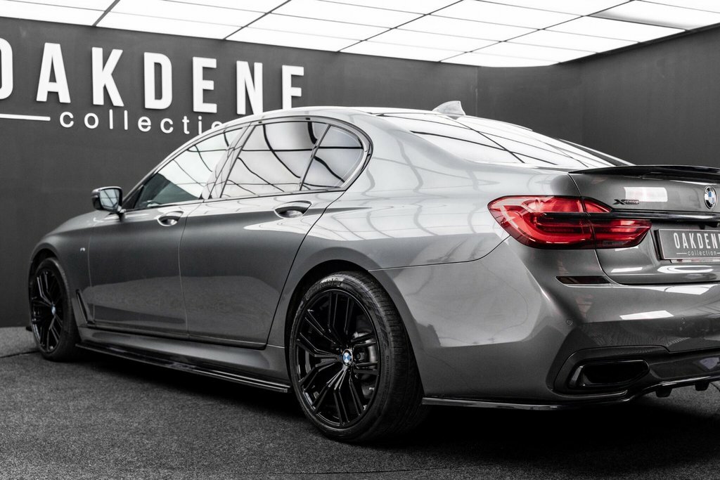 BMW 7 Series 730D M Sport Grey #24