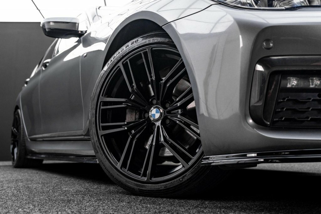 BMW 7 Series 730D M Sport Grey #28
