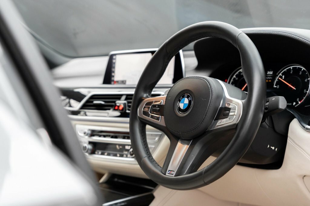 BMW 7 Series 730D M Sport Grey #21