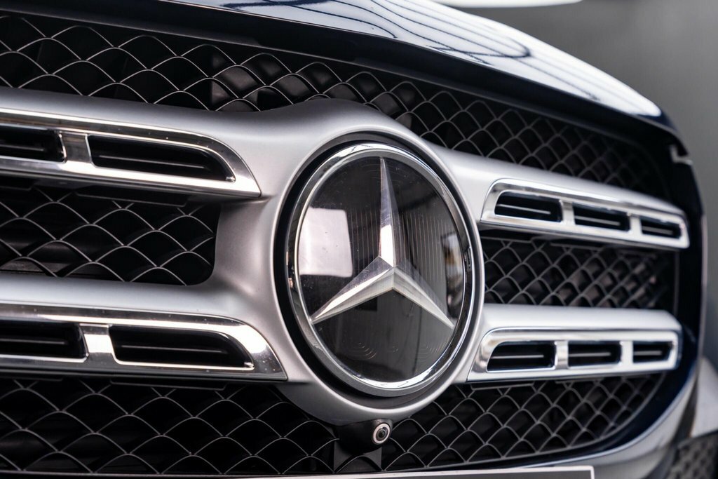 Mercedes-Benz GLS Class Gls 400 D 4Matic Amg Line Premium Plus Black #42