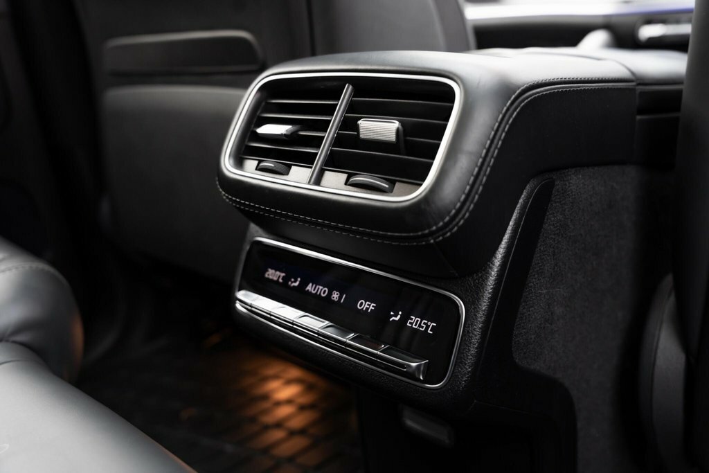 Mercedes-Benz GLS Class Gls 400 D 4Matic Amg Line Premium Plus Black #33