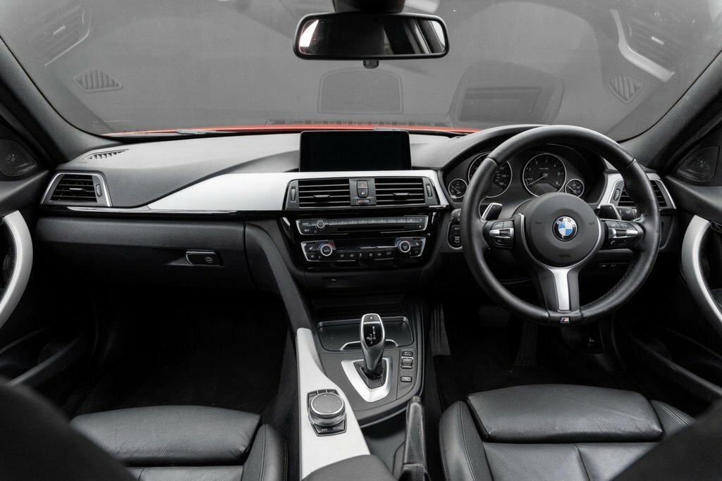 BMW 3 Series 316D Sport Black #24
