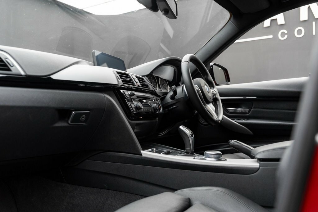 BMW 3 Series 316D Sport Black #33