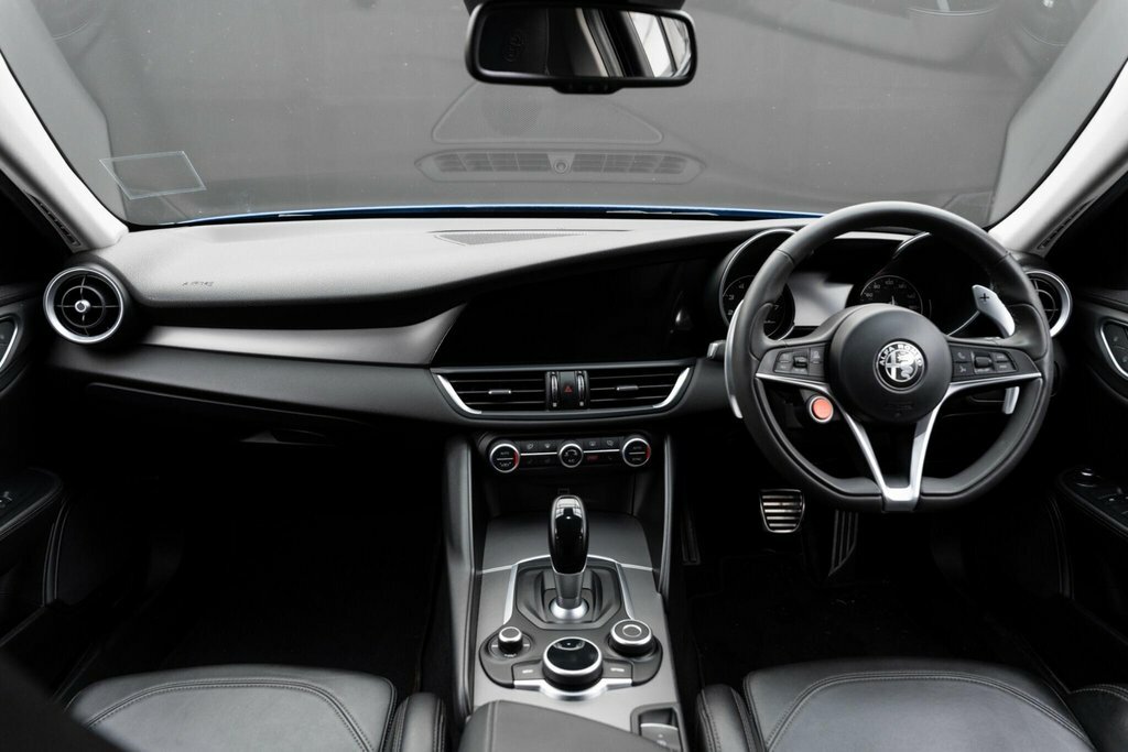 Alfa Romeo Giulia 2.0 Tb 280 Veloce Black #23