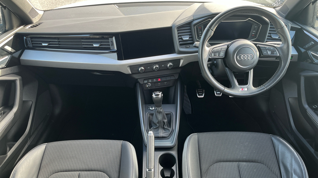 Audi A1 1.5 Tfsi 35 S Line Sportback Eur White #5