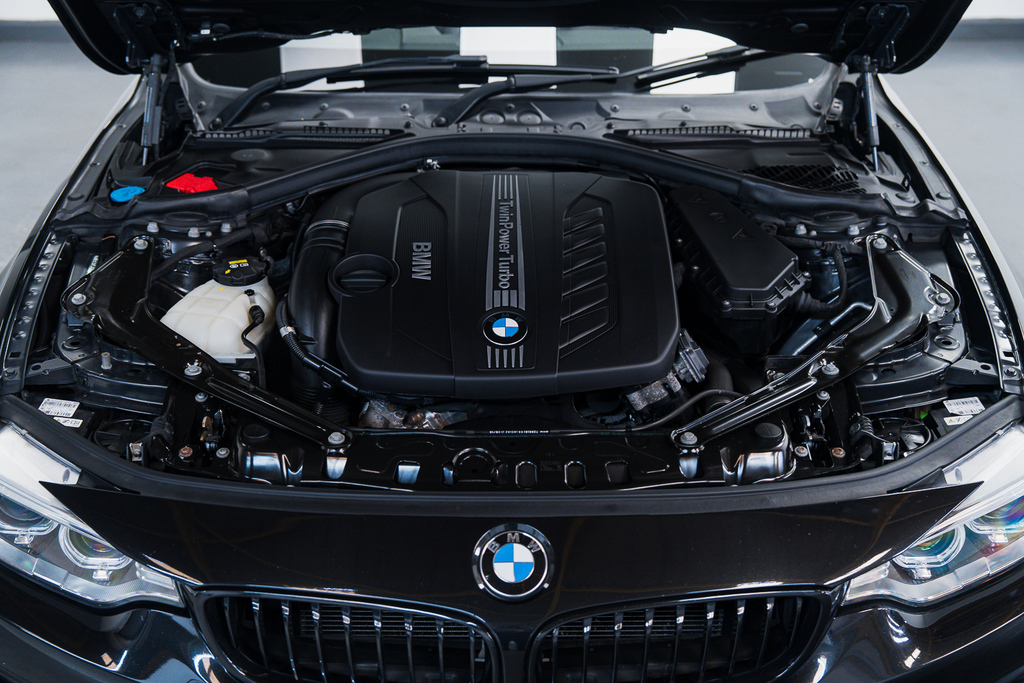 BMW 4 Series Diesel Black #3