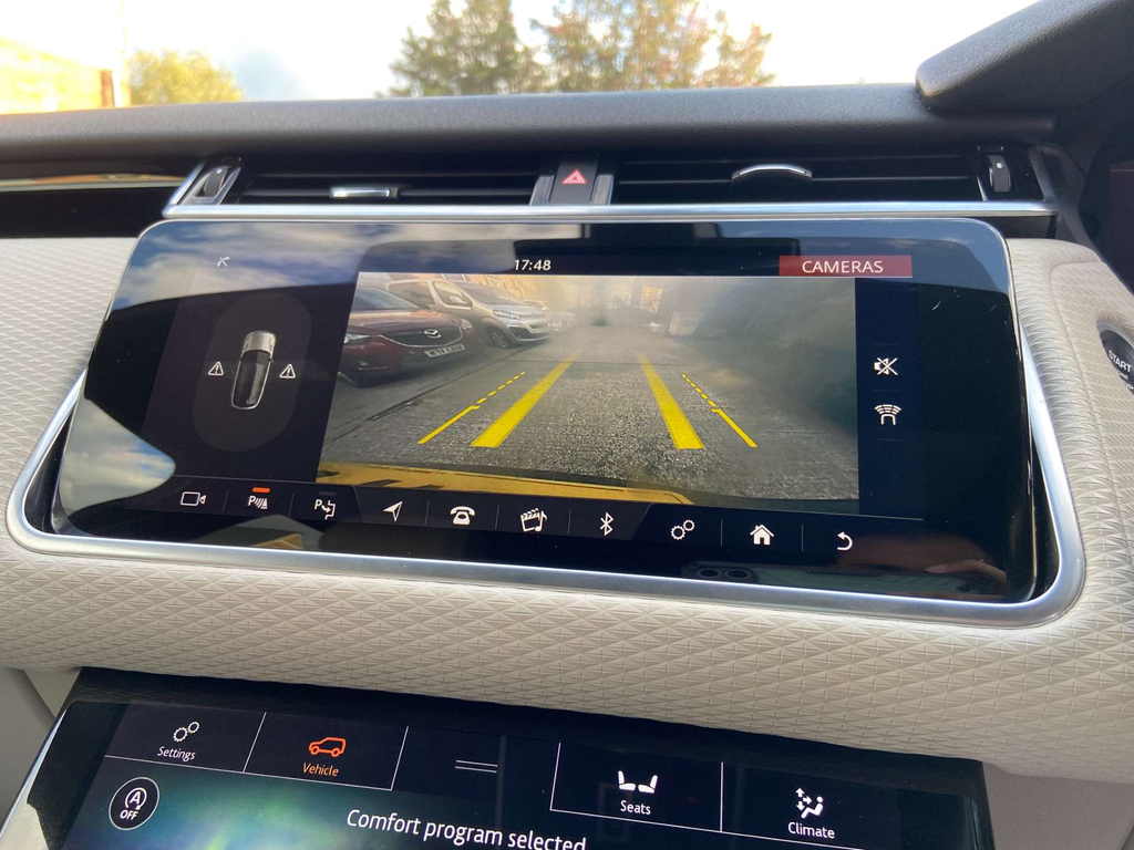 Land Rover Range Rover Velar Range Rover Velar 2.0 D240 R-dynamic Hse Silver #57