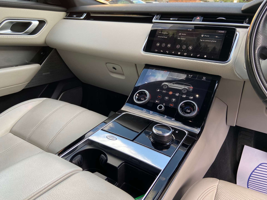 Land Rover Range Rover Velar Range Rover Velar 2.0 D240 R-dynamic Hse Silver #49