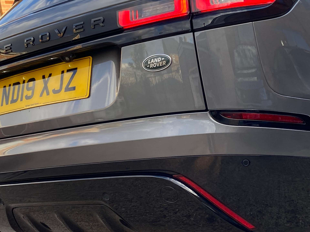 Land Rover Range Rover Velar Range Rover Velar 2.0 D240 R-dynamic Hse Silver #32