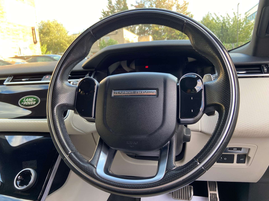 Land Rover Range Rover Velar Range Rover Velar 2.0 D240 R-dynamic Hse Silver #65