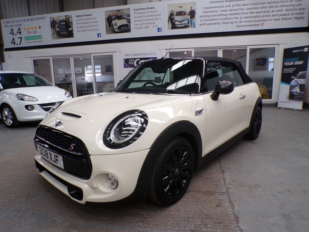 Mini Convertible 2.0 Cooper S White #3