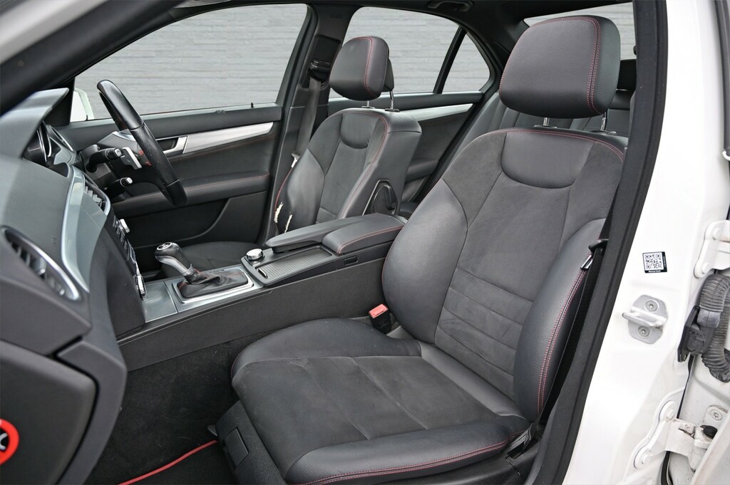 Mercedes-Benz C Class 1.8L Sport Black #14