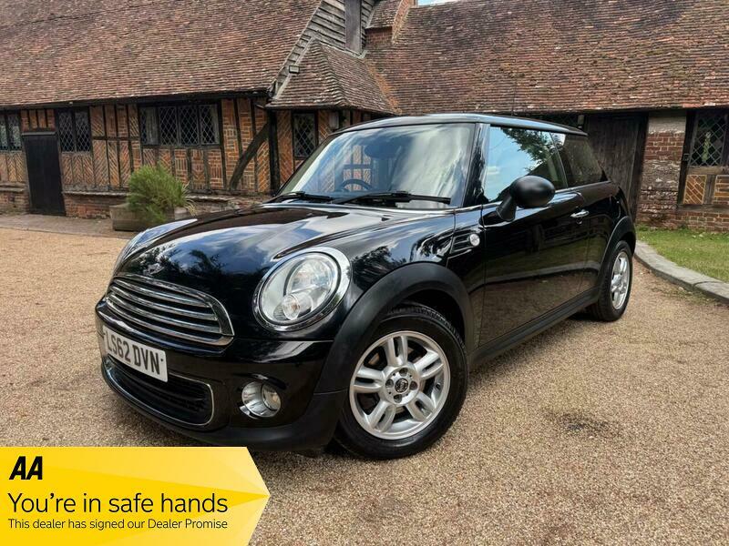 Mini Hatch 1.6 One Euro 5 Black