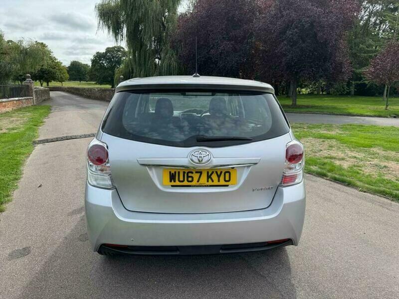 Toyota Verso 1.6 V-matic Icon Euro Silver #4