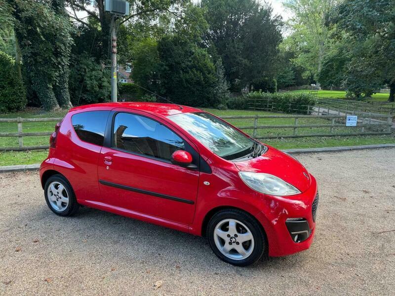 Peugeot 107 1.0 12V Allure Euro Red #6