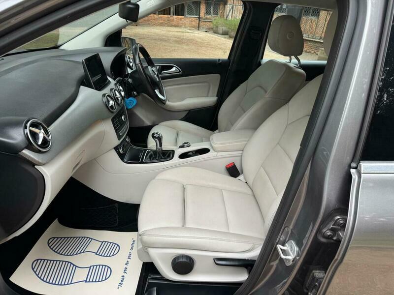 Mercedes-Benz B Class B180d Sport Premium  #20