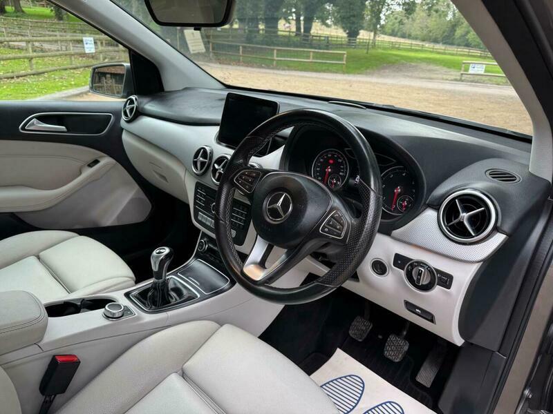 Mercedes-Benz B Class B180d Sport Premium  #18