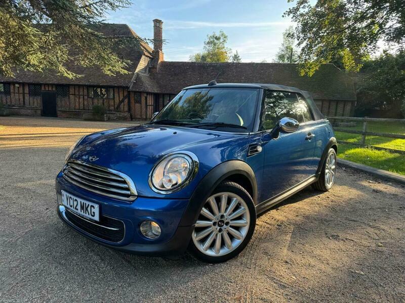 Mini Convertible 1.6 Cooper D Euro Blue