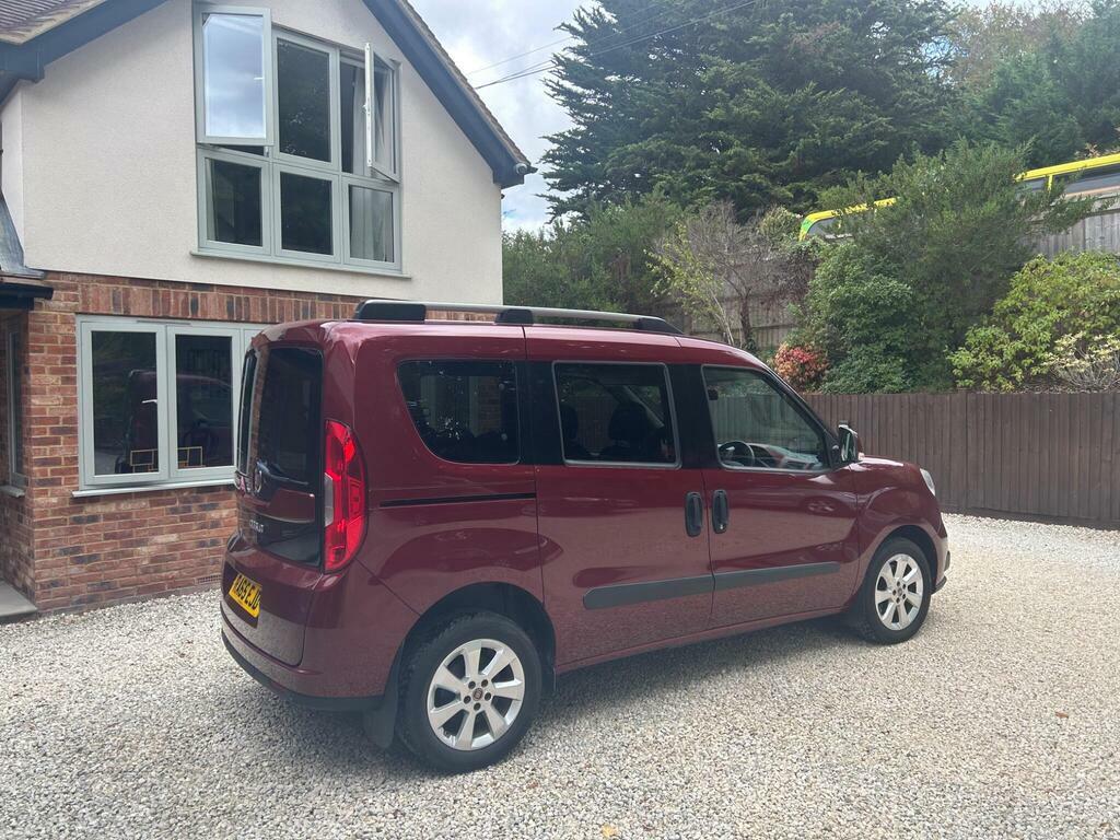 Fiat Doblo Combi Van 1.3 Turbo White #18