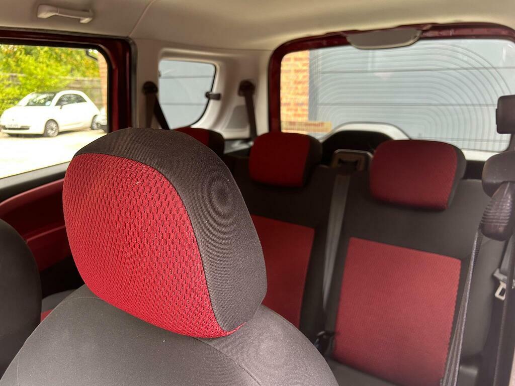 Fiat Doblo Combi Van 1.3 Turbo White #26