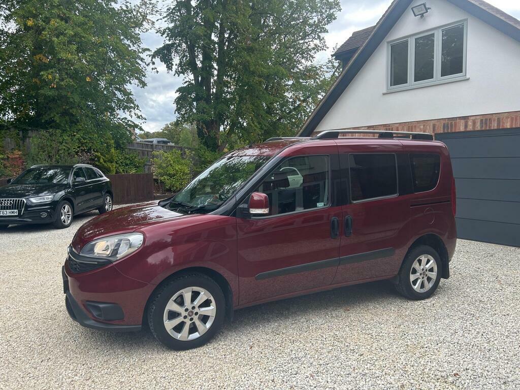 Fiat Doblo Combi Van 1.3 Turbo White #14