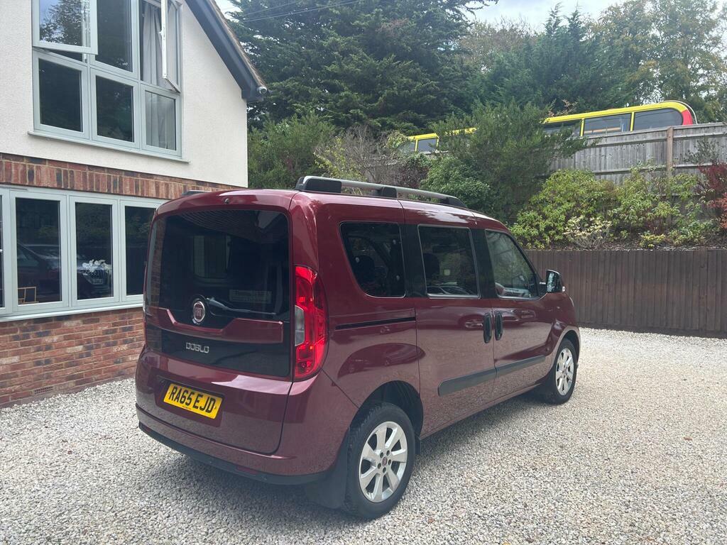 Fiat Doblo Combi Van 1.3 Turbo White #17